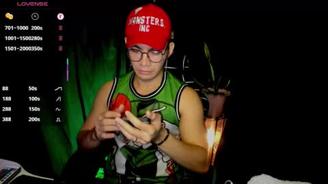 Snapshot of 000batman000 chatting on 02-05-26, 03:22 Bruce online show from 02-05-26, 03:22