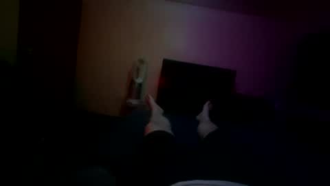 Snapshot of 010_uwu chatting on 07-16-26, 04:51 010_uwu online show from 07-16-26, 04:51