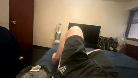 Snapshot of 010_uwu chatting on 07-17-26, 12:45 010_uwu online show from 07-17-26, 12:45
