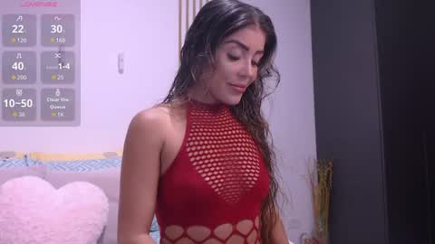 Snapshot of 01andrea_ chatting on 07-19-26, 08:56 andre online show from 07-19-26, 08:56