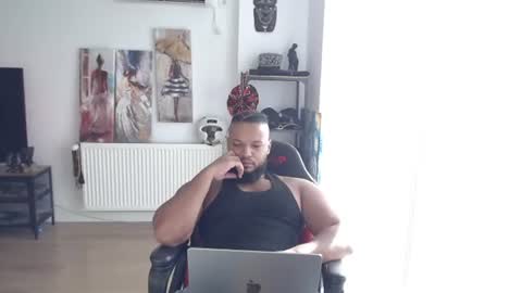 Kingsley online show from 06-30-26, 01:34