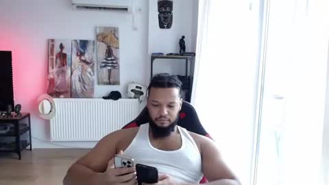 Kingsley online show from 07-12-26, 03:36