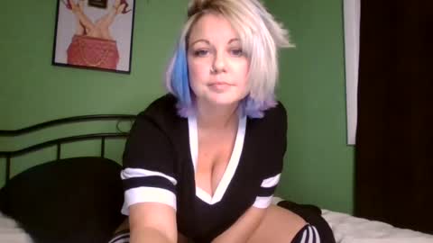 Lilly online show from 07-03-26, 05:47