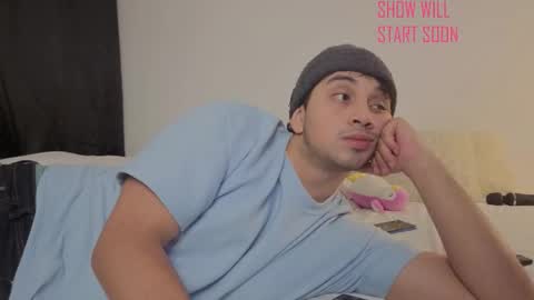 Snapshot of 0ne_of_0ne chatting on 02-16-26, 11:34 Steven e online show from 02-16-26, 11:34