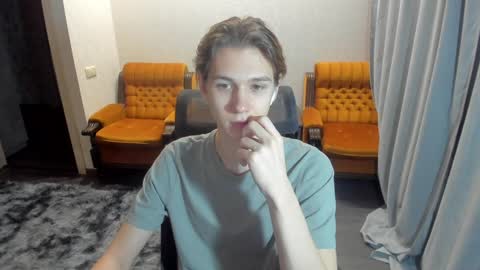 Snapshot of 0verlandd chatting on 01-15-25, 12:30 Adam online show from 01-15-25, 12:30