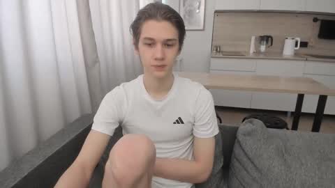 Snapshot of 0verlandd chatting on 09-21-25, 06:15 Adam online show from 09-21-25, 06:15