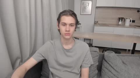 Snapshot of 0verlandd chatting on 09-28-25, 02:11 Adam online show from 09-28-25, 02:11