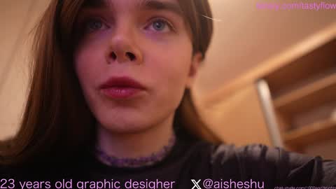 Snapshot of 1000and1nights_ chatting on 01-26-25, 09:07 Aishe online show from 01-26-25, 09:07