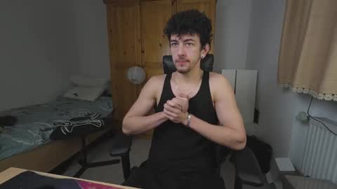 Snapshot of 10inclub chatting on 03-02-26, 02:03 Antonio online show from 03-02-26, 02:03