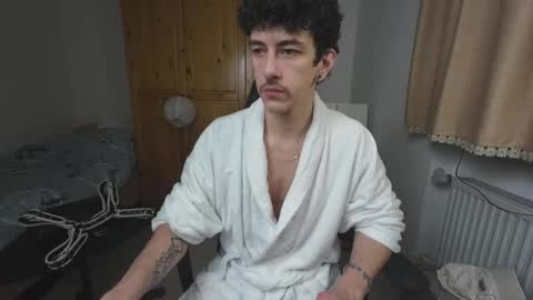 Snapshot of 10inclub chatting on 03-02-26, 10:38 Antonio online show from 03-02-26, 10:38