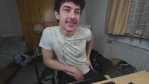 Snapshot of 10inclub chatting on 03-06-26, 01:13 Antonio online show from 03-06-26, 01:13