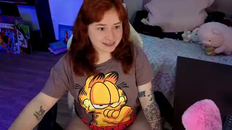 111lucygrim111 online show from 06-23-26, 11:25