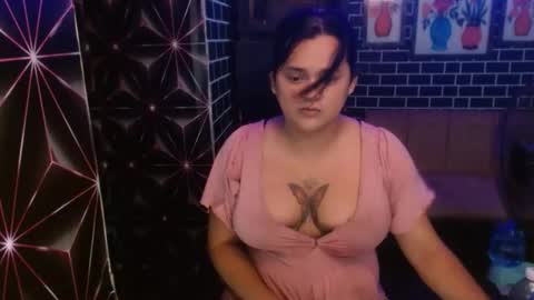 Snapshot of 11inchmonstercock4u chatting on 05-20-26, 05:13 i am trixie im Your Selfsucking Mistress online show from 05-20-26, 05:13