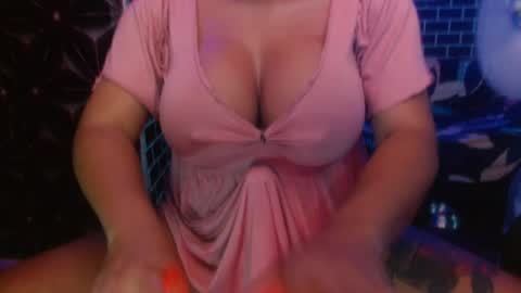 Snapshot of 11inchmonstercock4u chatting on 07-24-26, 01:36 i am trixie im Your Selfsucking Mistress online show from 07-24-26, 01:36
