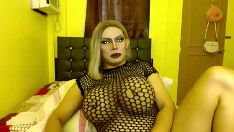 HUGECOCK online show from 04-14-26, 08:42