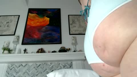 Snapshot of 11willowandjohn11 chatting on 06-14-26, 02:24 Aurora Willows online show from 06-14-26, 02:24