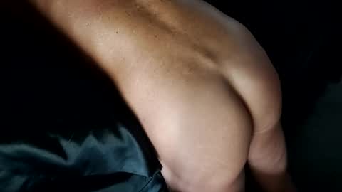 Snapshot of 12captnhook18 chatting on 10-13-25, 03:17 12captnhook18 online show from 10-13-25, 03:17