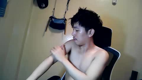 12hotcock online show from 04-23-26, 01:35