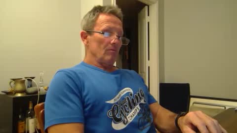 Snapshot of 13glanmorfa chatting on 02-23-26, 05:38 13glanmorfa online show from 02-23-26, 05:38