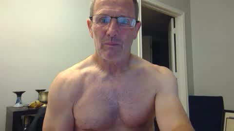 Snapshot of 13glanmorfa chatting on 04-28-26, 01:49 13glanmorfa online show from 04-28-26, 01:49
