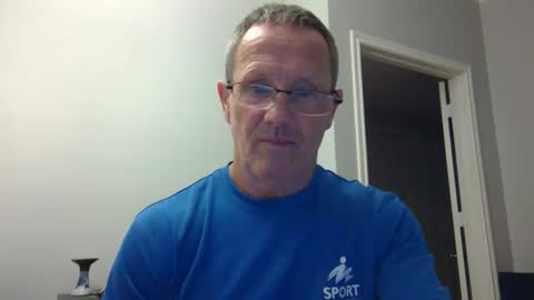 Snapshot of 13glanmorfa chatting on 05-01-26, 01:59 13glanmorfa online show from 05-01-26, 01:59