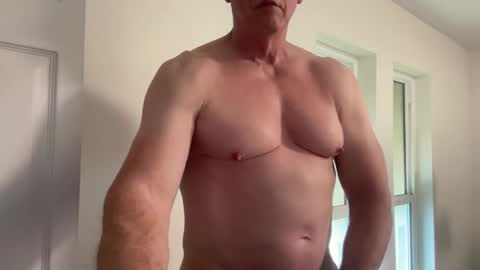 Snapshot of 1800fun2 chatting on 05-27-26, 09:56 1800fun2 online show from 05-27-26, 09:56