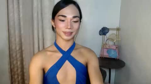 Snapshot of 18_nicole chatting on 12-15-25, 11:58 barbie online show from 12-15-25, 11:58