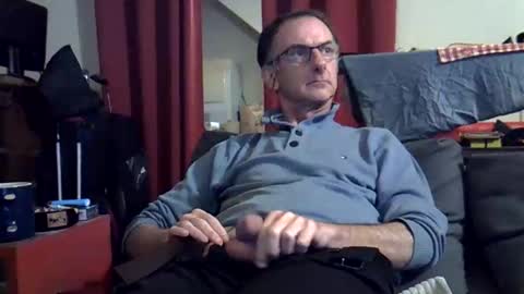 Snapshot of 18remy45 chatting on 05-12-26, 08:50 18remy45 online show from 05-12-26, 08:50