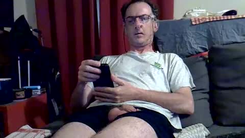 Snapshot of 18remy45 chatting on 05-30-26, 08:22 18remy45 online show from 05-30-26, 08:22