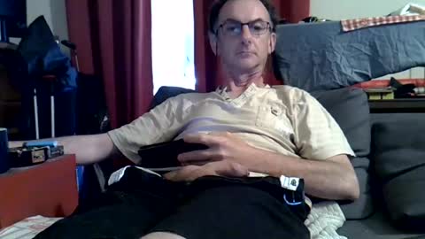 Snapshot of 18remy45 chatting on 06-17-26, 04:19 18remy45 online show from 06-17-26, 04:19