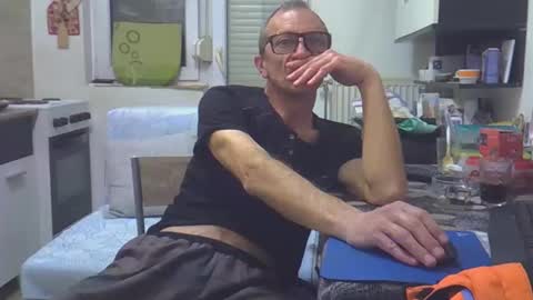 Snapshot of 1973man chatting on 02-26-26, 09:14 1973man online show from 02-26-26, 09:14