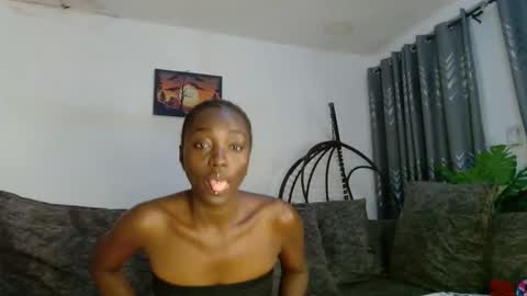 Snapshot of 1_beckah chatting on 05-04-26, 02:18 beckah online show from 05-04-26, 02:18