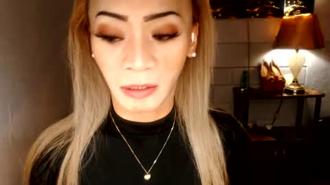 angel online show from 06-22-26, 01:40