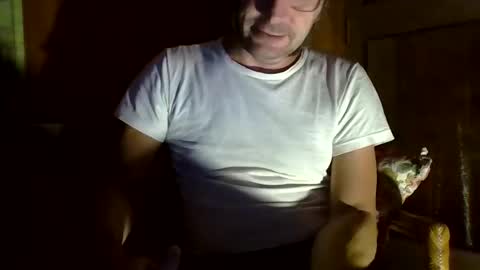 Snapshot of 1guido chatting on 09-21-25, 07:26 Guido online show from 09-21-25, 07:26