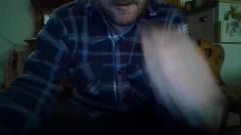 Snapshot of 1guido chatting on 11-30-25, 11:58 Guido online show from 11-30-25, 11:58