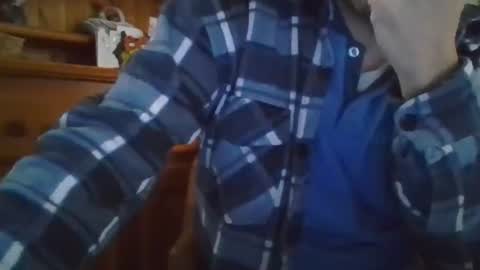 Snapshot of 1guido chatting on 04-12-26, 01:49 Guido online show from 04-12-26, 01:49