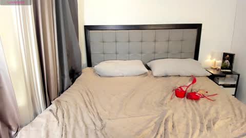 Snapshot of 1hottiegabby chatting on 03-10-25, 05:43 Gabby online show from 03-10-25, 05:43