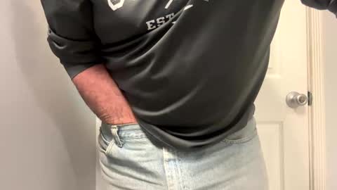 Snapshot of 1hunglo412 chatting on 02-07-26, 11:36 1hunglo412 online show from 02-07-26, 11:36