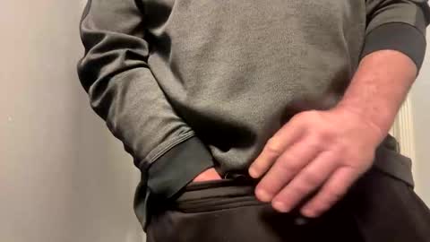 Snapshot of 1hunglo412 chatting on 02-10-26, 10:08 1hunglo412 online show from 02-10-26, 10:08