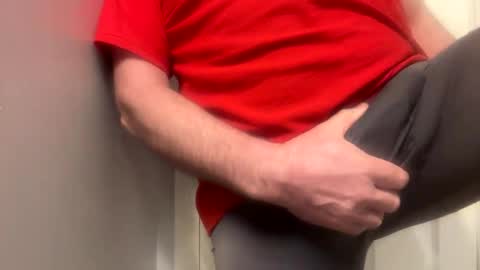 Snapshot of 1hunglo412 chatting on 02-15-26, 12:03 1hunglo412 online show from 02-15-26, 12:03