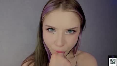 Snapshot of 1ktimes_goodnight chatting on 03-11-26, 01:39 Mia online show from 03-11-26, 01:39