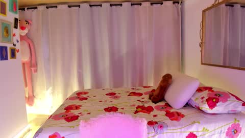 Snapshot of 1laiaa1 chatting on 11-25-25, 02:55 laiaa rivas online show from 11-25-25, 02:55