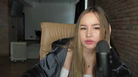 Amy  online show from 02-06-25, 08:07