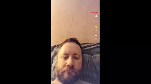 Snapshot of 1machine1guy chatting on 11-09-25, 01:15 Clay online show from 11-09-25, 01:15