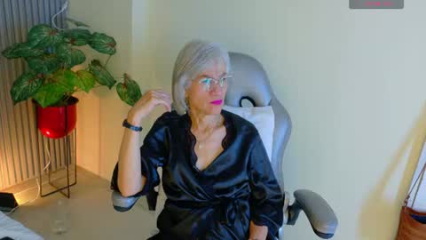 Miss Monserrate online show from 07-13-26, 02:31