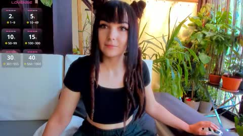 Moona  online show from 09-23-25, 08:50