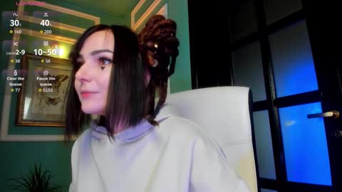 Moona  online show from 10-09-25, 12:03