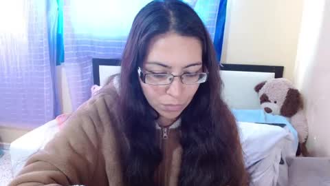 Snapshot of 1sasha_grey__1 chatting on 12-21-24, 09:47 paola online show from 12-21-24, 09:47