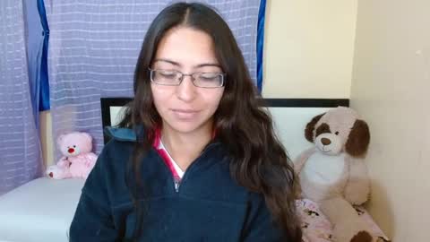 Snapshot of 1sasha_grey__1 chatting on 01-03-25, 01:05 paola online show from 01-03-25, 01:05