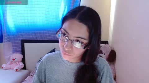 Snapshot of 1sasha_grey__1 chatting on 01-13-25, 08:48 paola online show from 01-13-25, 08:48